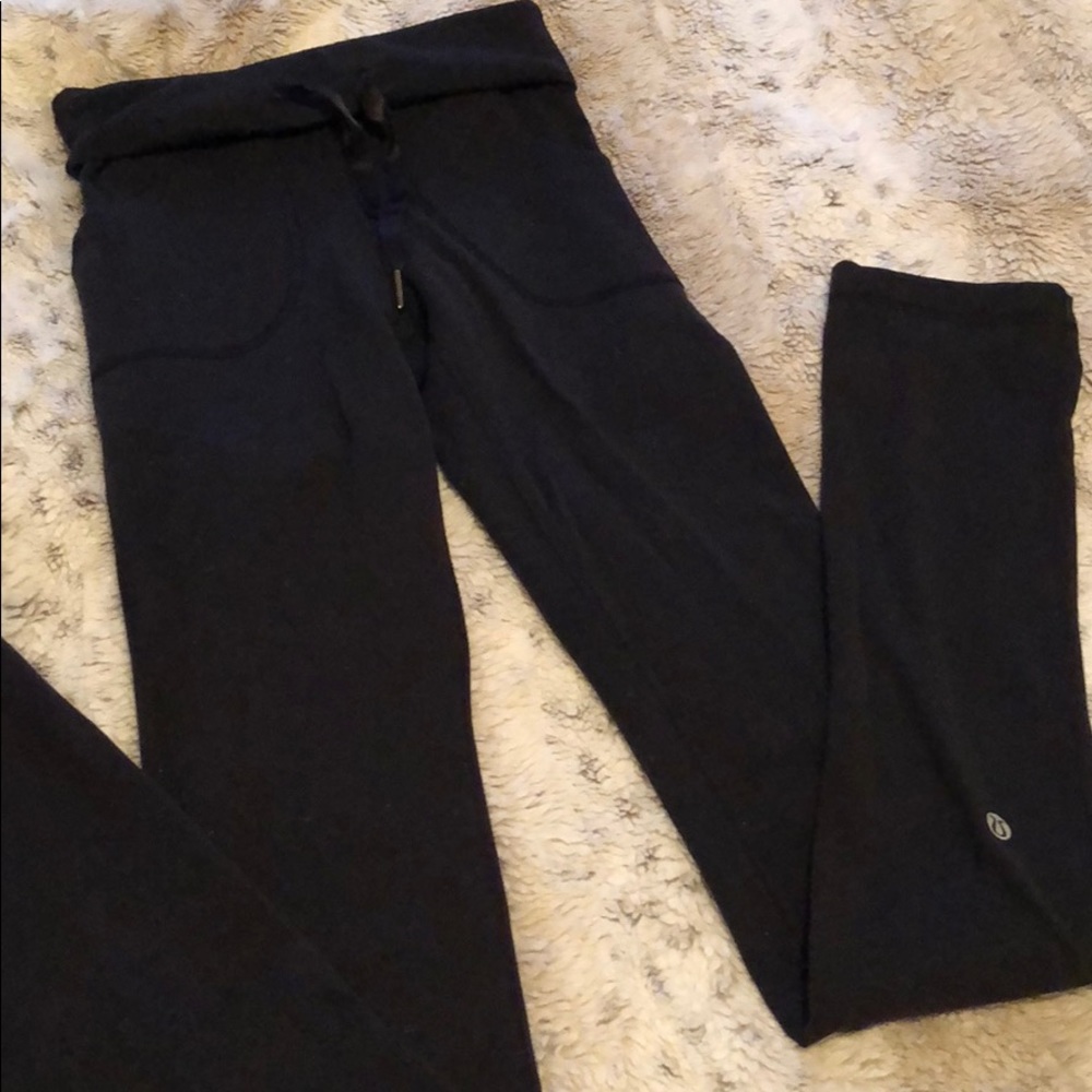 Long black lululemon leggings
